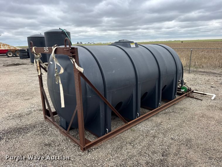 Salt brine distribution tank - FB7302