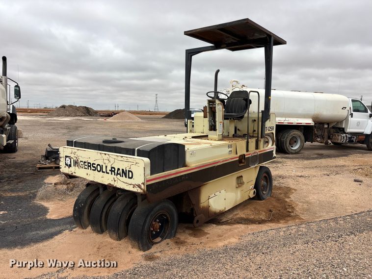 1996 Ingersoll Rand PT125R pneumatic roller - FC2226