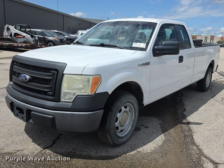 2014 Ford F150 Ext. Cab pickup truck - FH6049