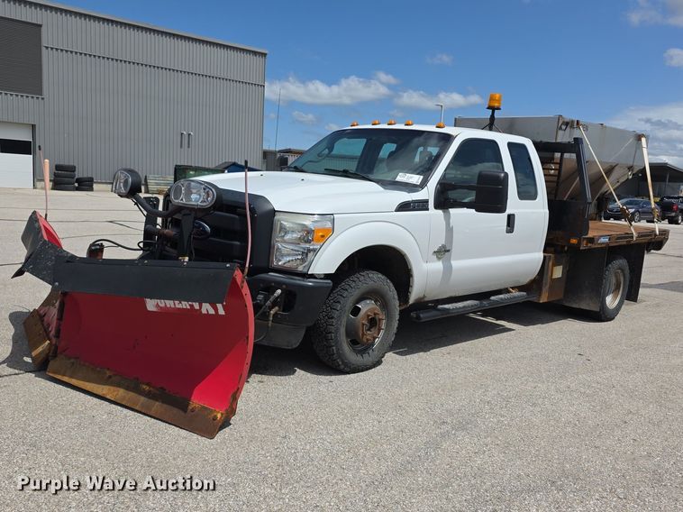 2014 Ford F350 Super Duty Ext. Cab dump flatbed pickup truck - FH6052
