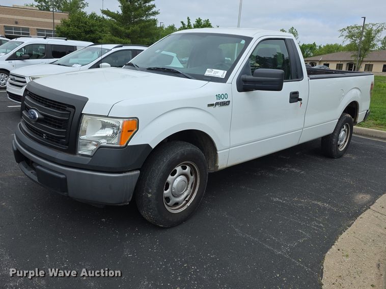 2013 Ford F150  pickup truck - FH6060