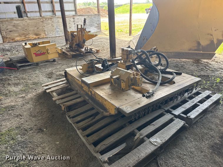 Tiger side boom rotary mower - MX9106