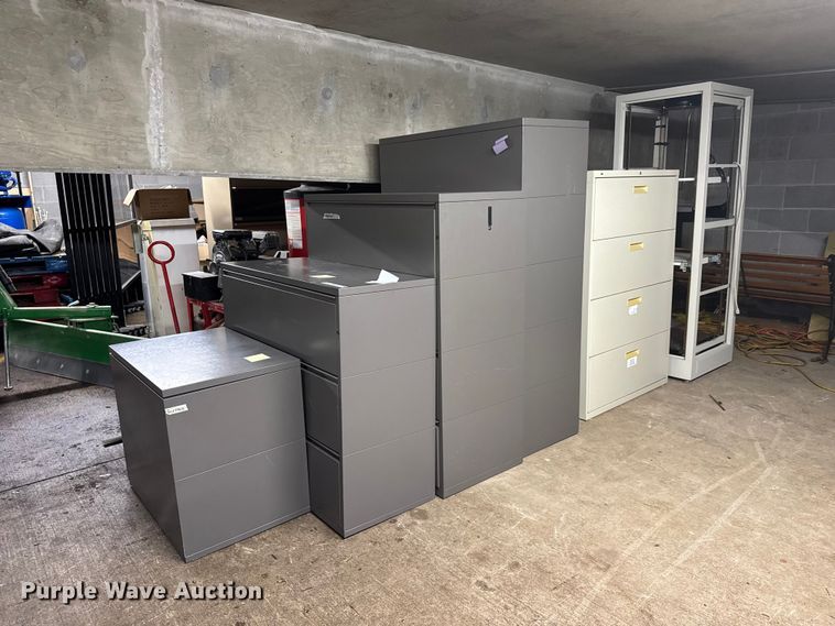 (7) metal cabinets - MX9170