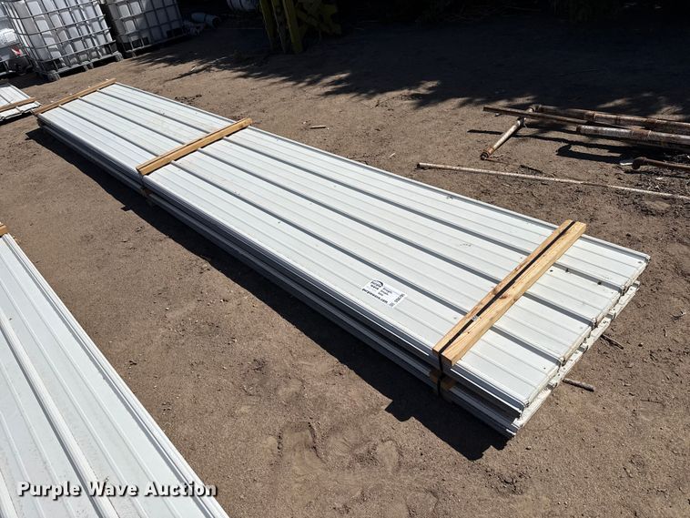 (100) sheets of metal siding/roofing - DS6795