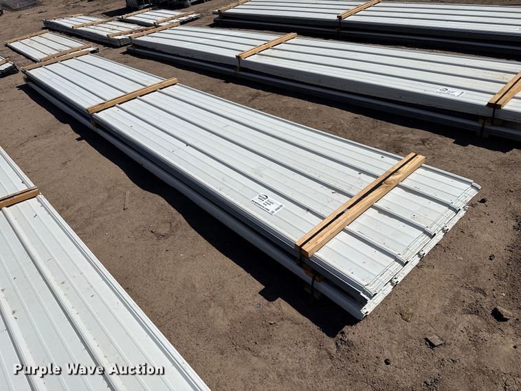 (100) sheets of metal siding/roofing - DS6797