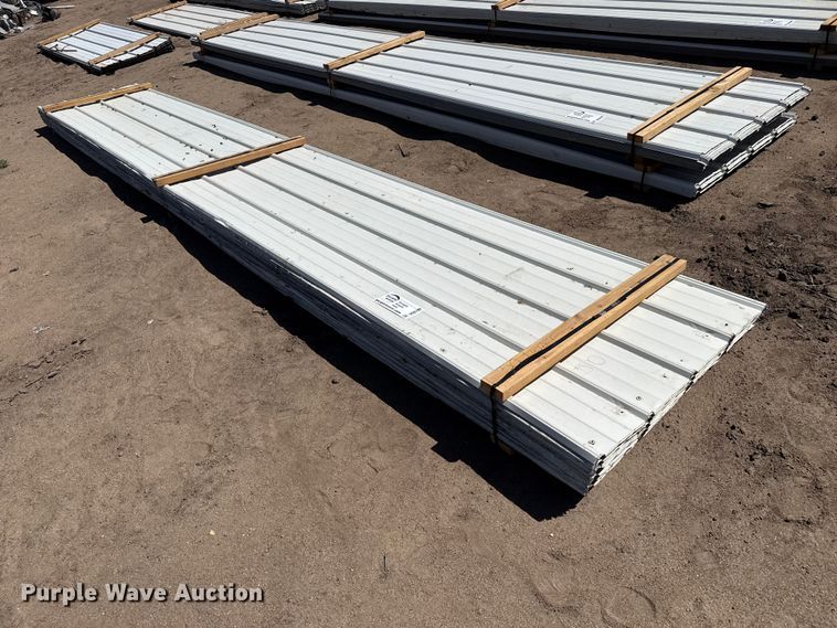 (58) sheets of metal siding/roofing - DS6798