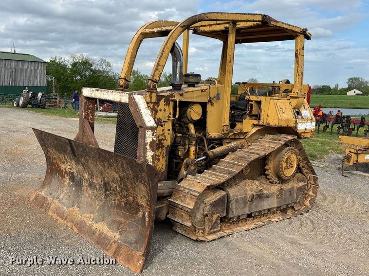 1987 Caterpillar D4H dozer - DT0213