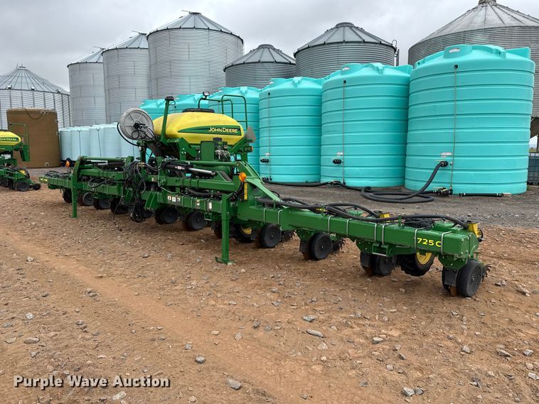 2018 John Deere 1725C Exact Emerge planter - ET6049