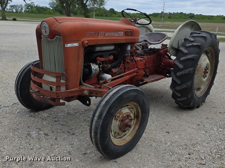 Ford 601 Workmaster tractor - EV2101