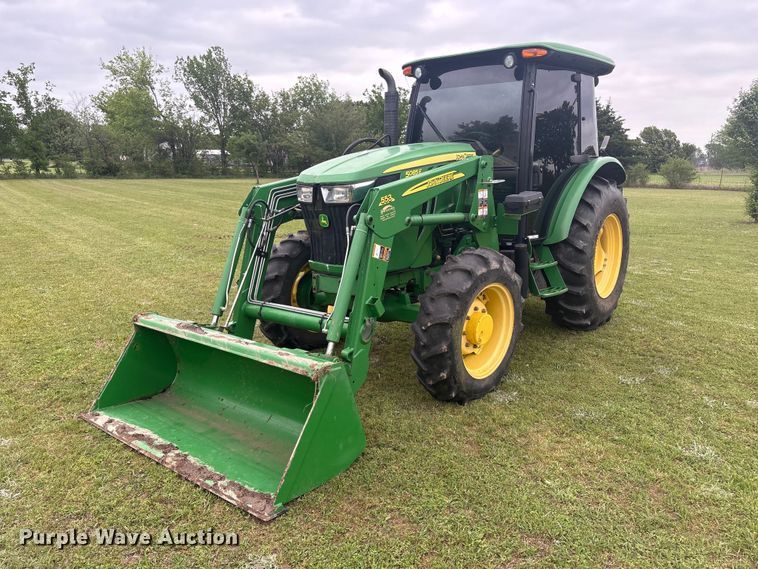 2014 John Deere 5085E MFWD tractor - EV2917