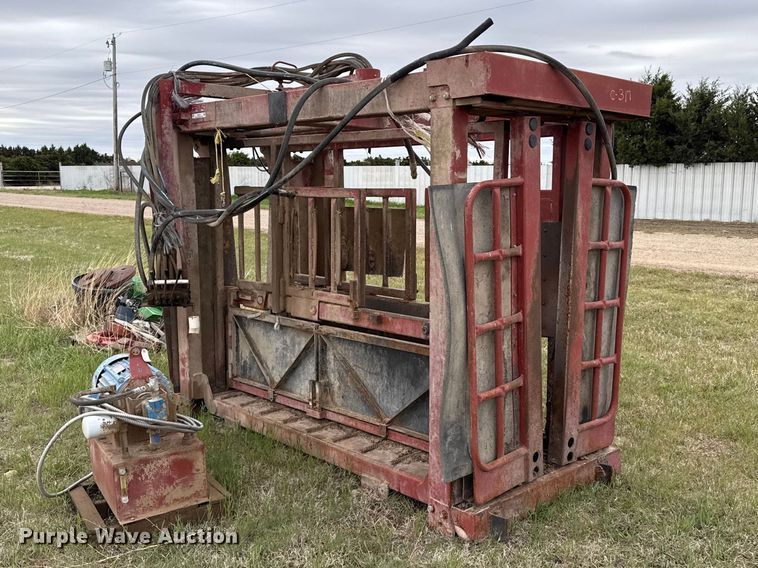Daniels Mfg AH-71 Squeeze chute - EW4517
