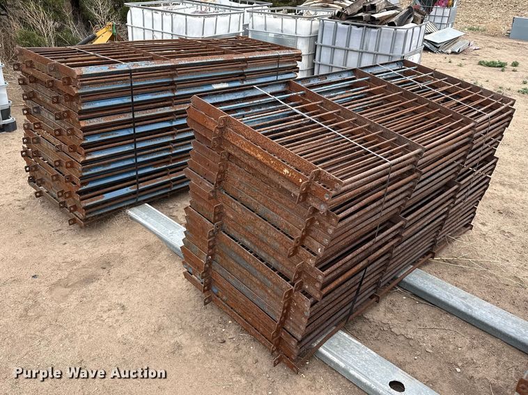 (40) hog panels - EW4531