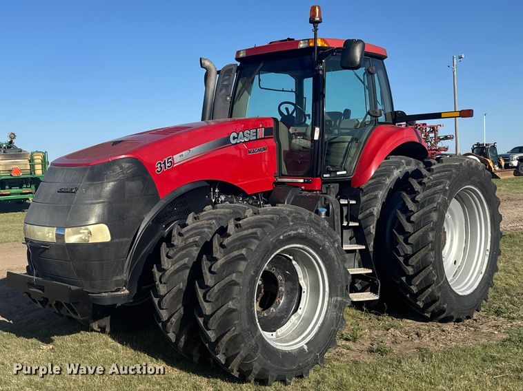 2013 Case Magnum 315  MFWD tractor - FB7269