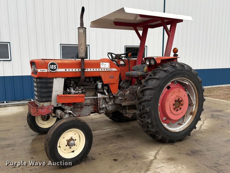 1969 Massey Ferguson 165 tractor - FK0109