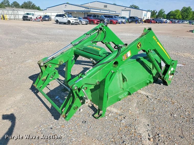 2018 John Deere 520M loader - YA3484