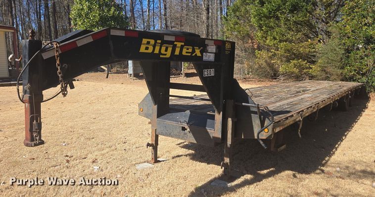 2014 Big Tex 22GN equipment trailer - DU2728