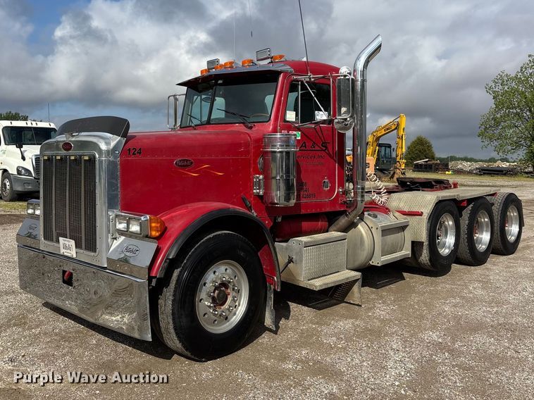 1991 Peterbilt 379 semi truck - DV4257