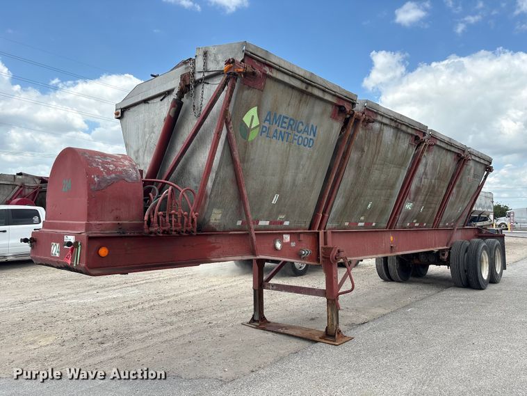 1979 Killebrew fertilizer delivery trailer - EA7265