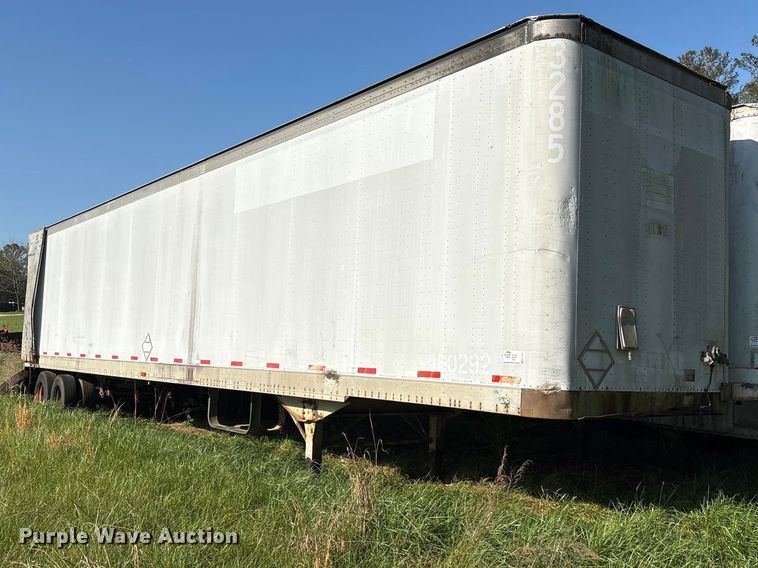 1984 Lufkin dry van trailer - EF1071