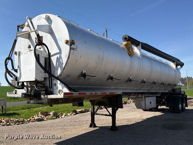 2004 Warren Manufacturing, Inc. feed delivery trailer - EF2468