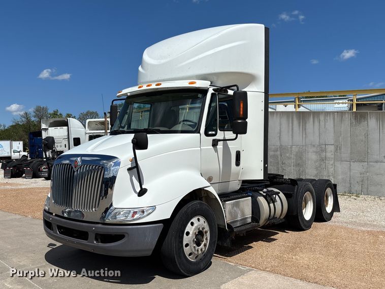 International 8600 Semi Trucks For Sale | Purple Wave Auction