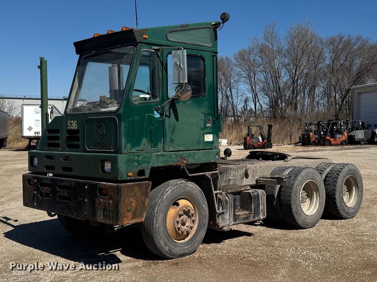 2005 Capacity Trucks TJ6500T yard truck - FB5682