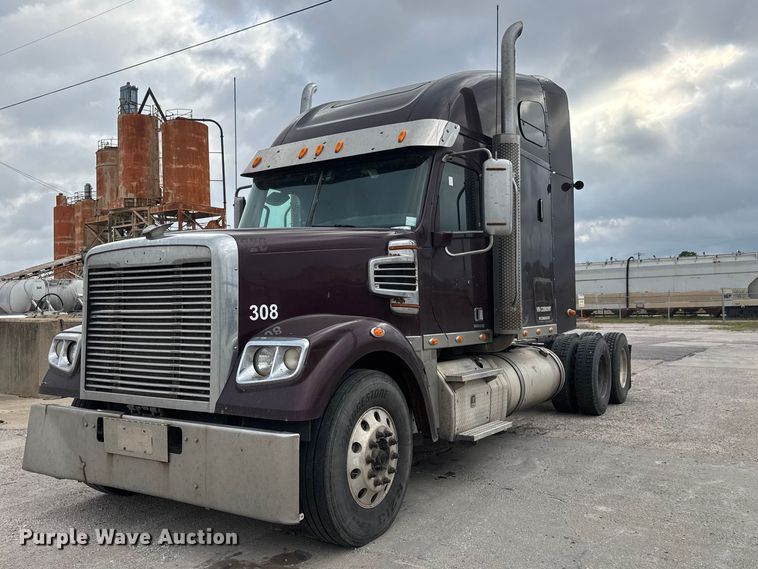2012 Freightliner Coronado 122 semi truck - MX9105
