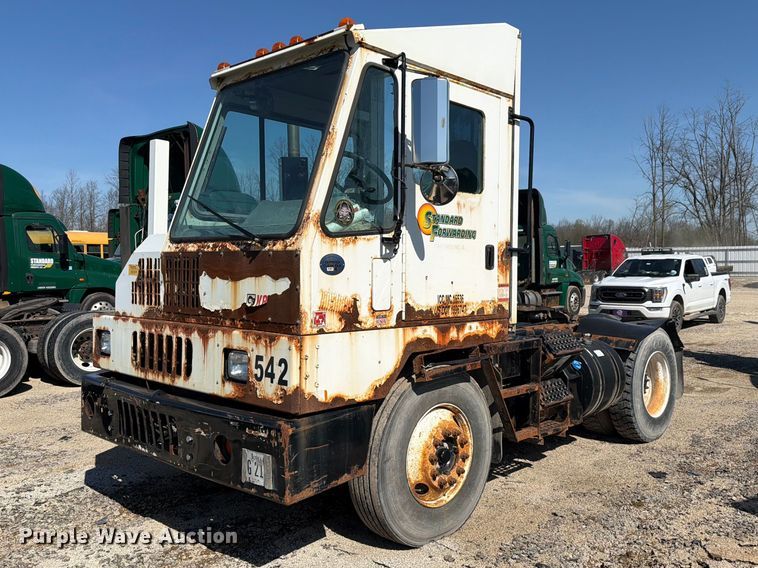 2011 Kalmar  Ottawa yard truck - YA2998