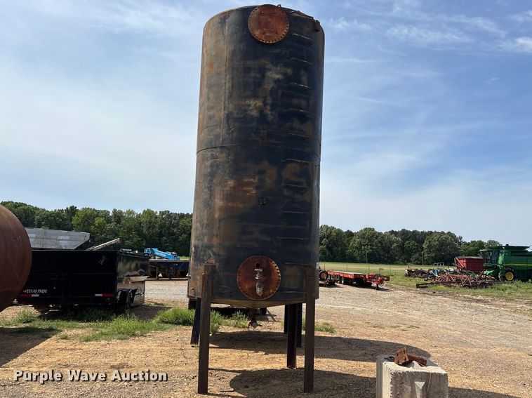 Steel tank - DT0249