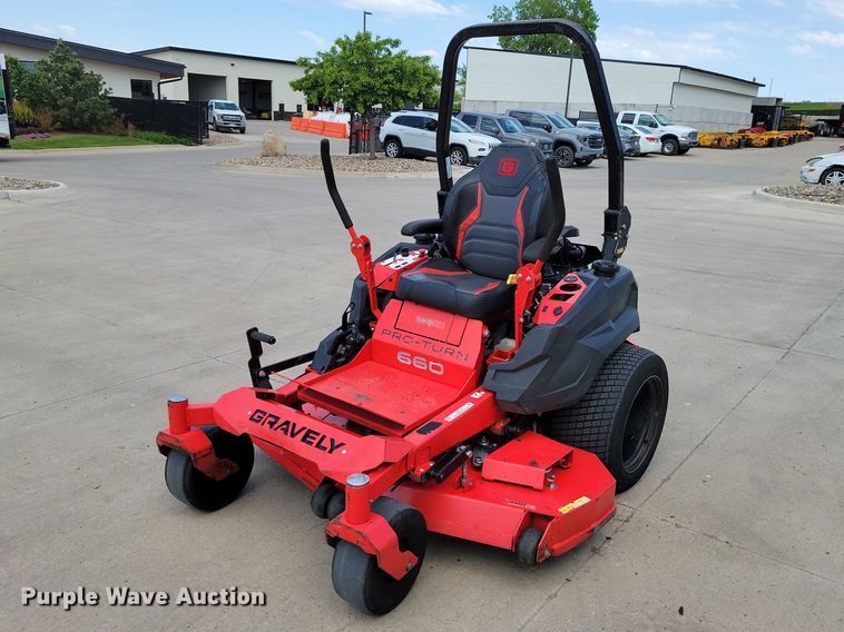 2023 Gravely Pro Turn 660 ZTR lawn mower - DZ7103