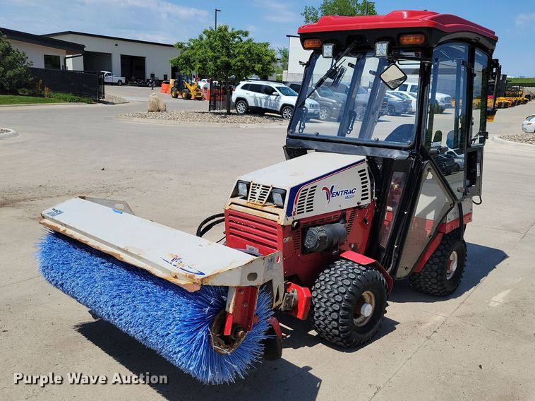 2017 Ventrac 4500P broom - DZ7112