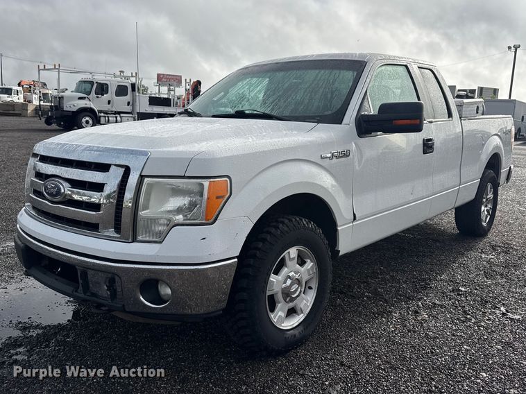 2012 Ford F150 Ext. Cab pickup truck - EG9025