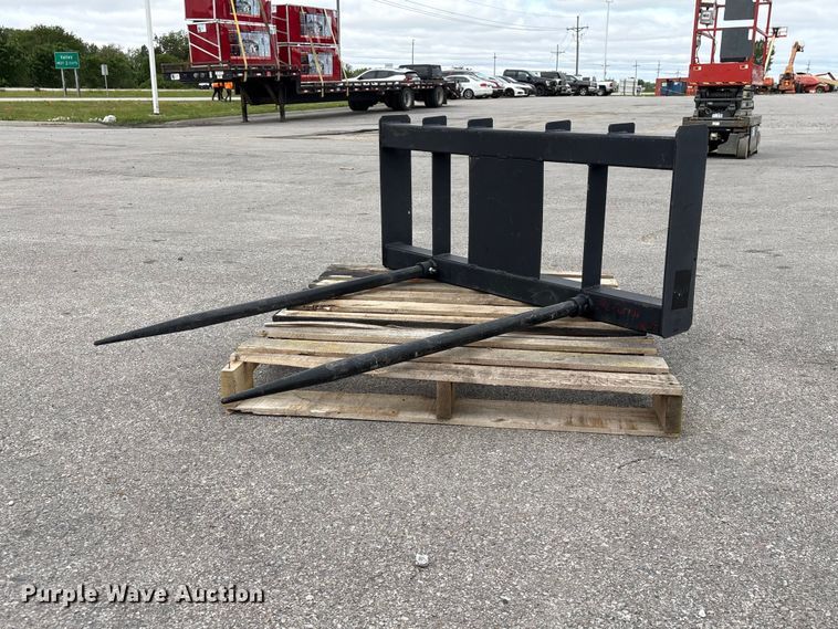 Skid steer bale spear - EI5828