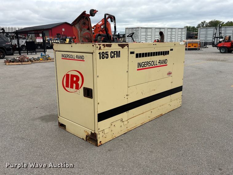 2005 Ingersoll - Rand P185WJDU air compressor - EI5833