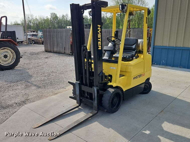 2001 Hyster S50XM forklift - EO7250