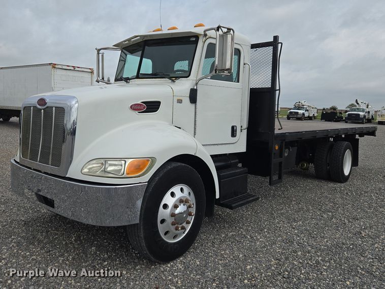 2009 Peterbilt 330 dump flatbed truck - ET5078