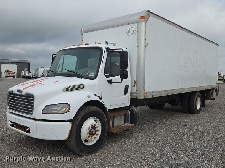 2011 Freightliner Business Class M2 box truck - ET5079