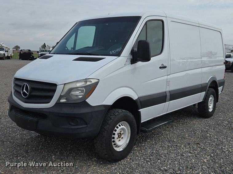 2016 Mercedes-Benz Sprinter 2500 van - ET5080