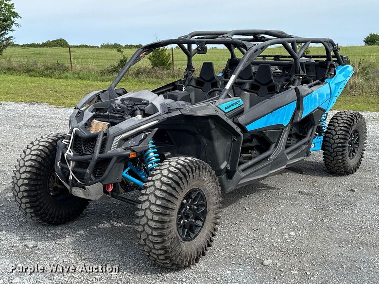2023 Can-Am Maverick X3 DX Max utility vehicle - ET6105