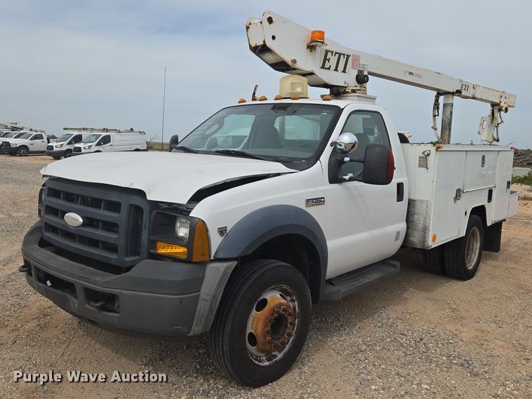 2006 Ford F450 Super Duty bucket truck - EW0000