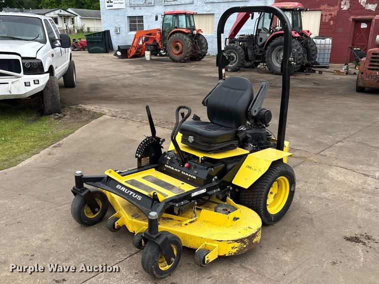 Great Dane Brutus GBKH2761S ZTR lawn mower - EW0077