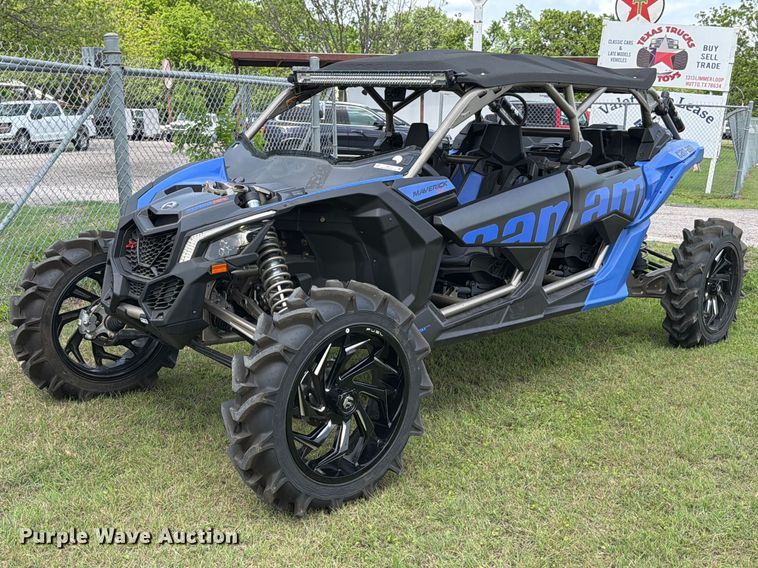 2024 Can-Am Maverick R Max X RS utility vehicle - FB8111