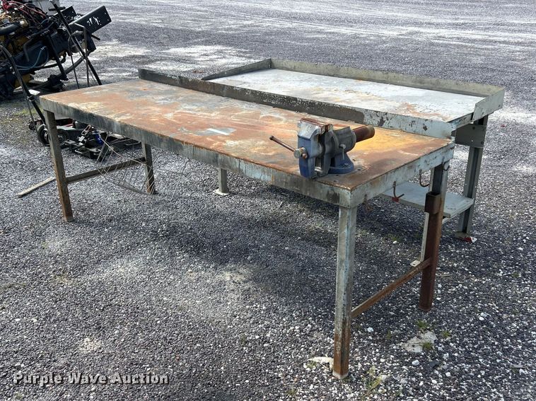 (2) tables - FC2623