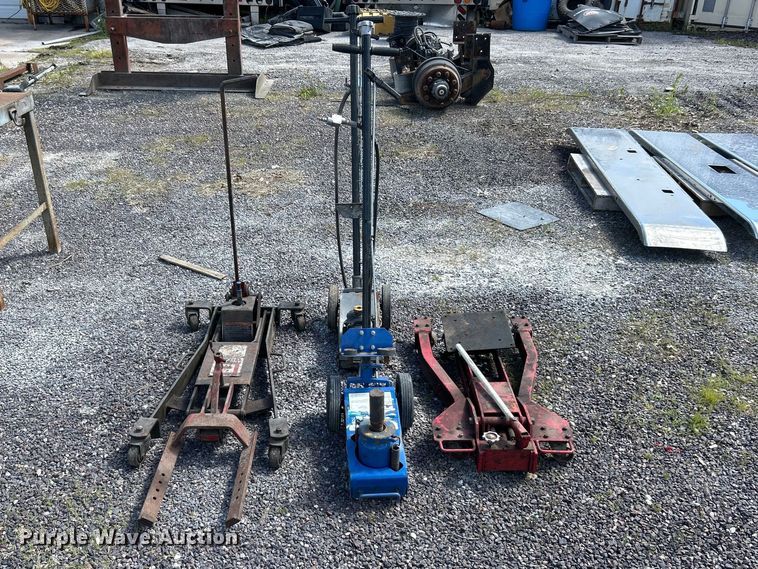 (4) floor Jacks - FC2624