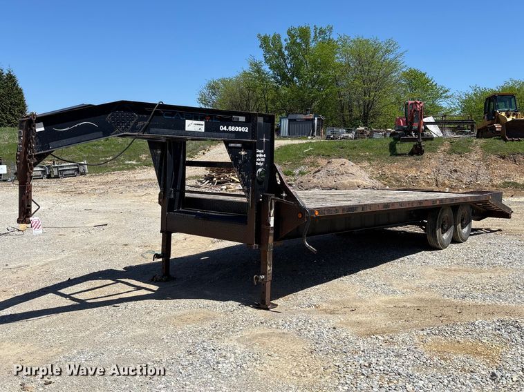 2009 Starlite equipment trailer - FC5583