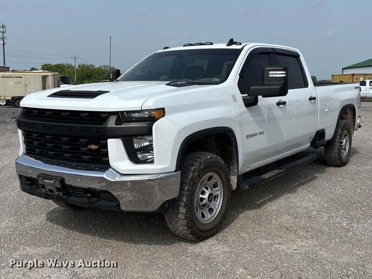 2020 Chevrolet Silverado 3500 HD Crew Cab pickup truck - FG0318