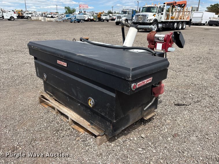Weatherguard fuel transfer tank and toolbox - FI0167