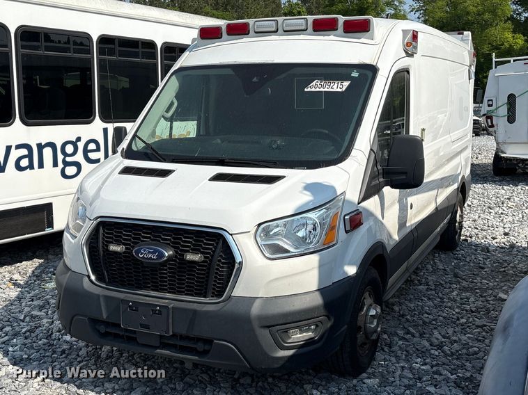 2021 Ford Transit 250 ambulance - YA1297