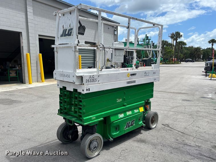 JLG 2632ES scissor lift - DU0484
