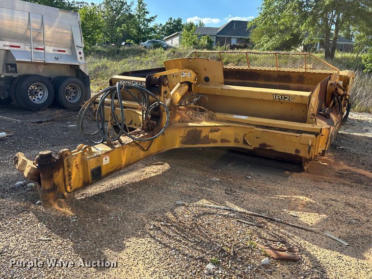 John Deere 1812C scraper - DV4308
